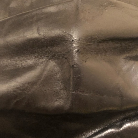 Vintage Leather Handbag with Ring Handles - Picture 5 of 7